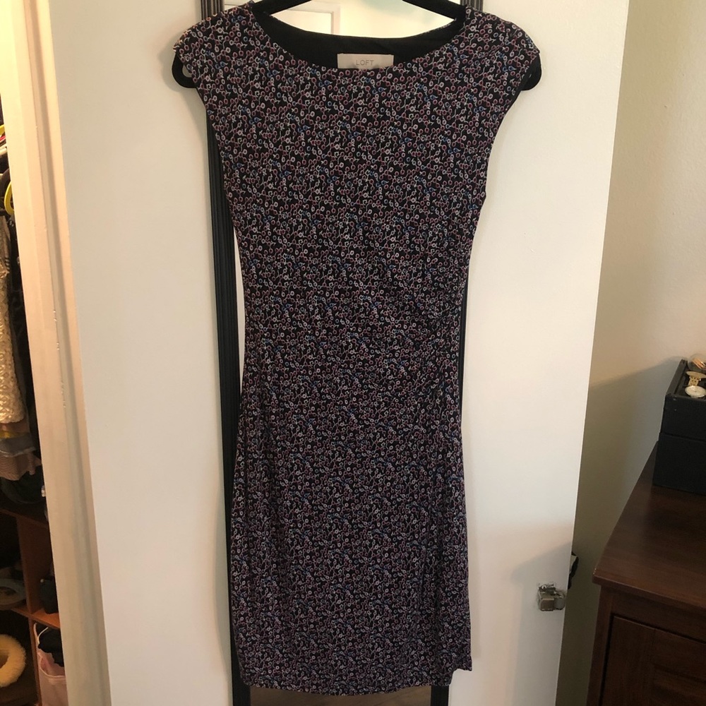 Loft Floral Fitted Cap Sleeve Dress